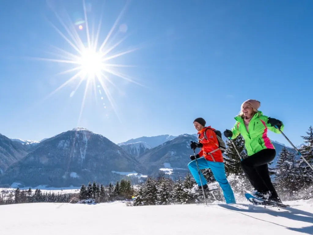Chalet Presseggersee Nassfeld Schnee Schuh Wandern